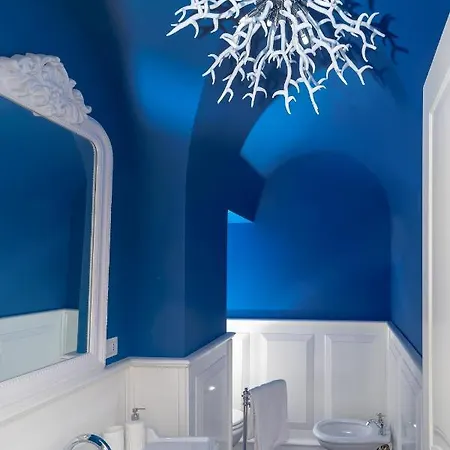 Penthouse Donna Carmela Villa *